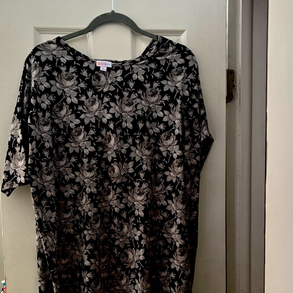 LuLaRoe Black and Gray Floral Dress